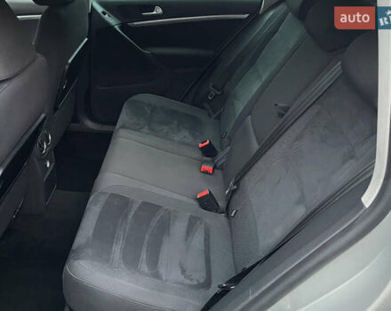 Серый Фольксваген Тигуан, объемом двигателя 2 л и пробегом 165 тыс. км за 15500 $, фото 36 на Automoto.ua