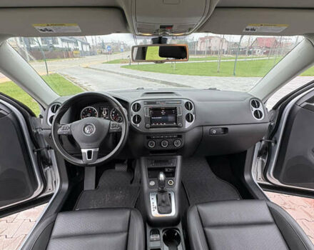 Серый Фольксваген Тигуан, объемом двигателя 2 л и пробегом 125 тыс. км за 14999 $, фото 41 на Automoto.ua