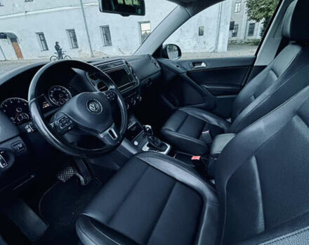 Серый Фольксваген Тигуан, объемом двигателя 1.98 л и пробегом 199 тыс. км за 13000 $, фото 9 на Automoto.ua