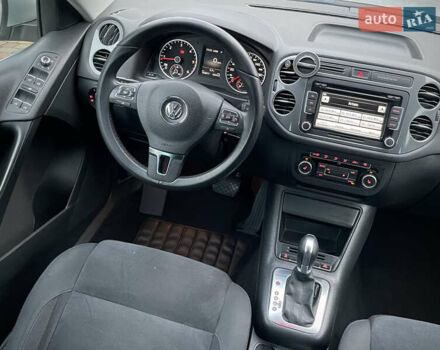 Серый Фольксваген Тигуан, объемом двигателя 2 л и пробегом 165 тыс. км за 15500 $, фото 49 на Automoto.ua