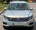 Сірий Фольксваген Тігуан, об'ємом двигуна 2 л та пробігом 224 тис. км за 13900 $, фото 1 на Automoto.ua