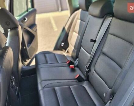 Серый Фольксваген Тигуан, объемом двигателя 1.98 л и пробегом 95 тыс. км за 13500 $, фото 8 на Automoto.ua