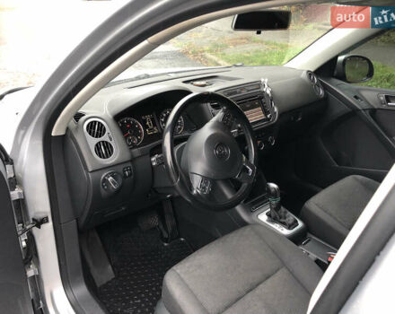 Сірий Фольксваген Тігуан, об'ємом двигуна 1.98 л та пробігом 197 тис. км за 13500 $, фото 19 на Automoto.ua