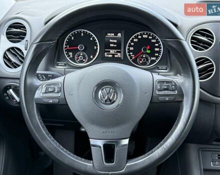 Фольксваген Тигуан 2015 в Борисполе на Automoto.ua Серый Фольксваген Тигуан, объемом двигателя 1.97 л и пробегом 169 тыс. км за 16500 $, фото 63 на Automoto.ua