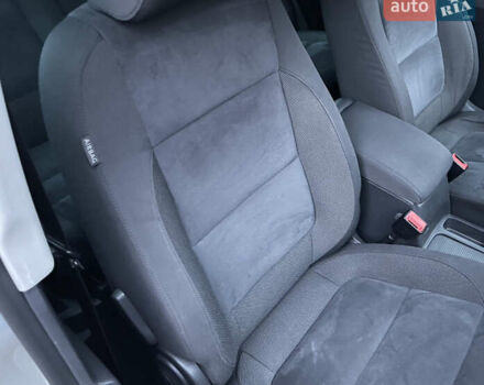 Серый Фольксваген Тигуан, объемом двигателя 2 л и пробегом 165 тыс. км за 15500 $, фото 43 на Automoto.ua