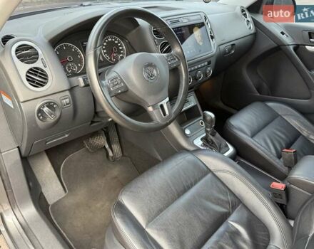 Фольксваген Тигуан 2015 в Борисполе на Automoto.ua Серый Фольксваген Тигуан, объемом двигателя 1.97 л и пробегом 169 тыс. км за 16500 $, фото 40 на Automoto.ua