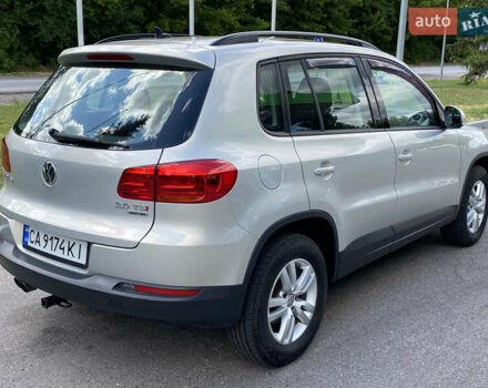 Сірий Фольксваген Тігуан, об'ємом двигуна 2 л та пробігом 224 тис. км за 13900 $, фото 18 на Automoto.ua
