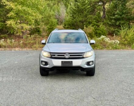 Сірий Фольксваген Тігуан, об'ємом двигуна 2 л та пробігом 74 тис. км за 8100 $, фото 1 на Automoto.ua