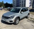 Серый Фольксваген Тигуан, объемом двигателя 2 л и пробегом 145 тыс. км за 12600 $, фото 1 на Automoto.ua