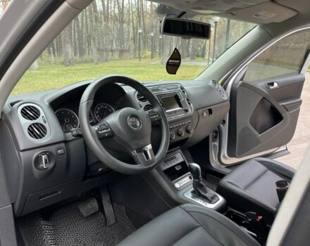 Серый Фольксваген Тигуан, объемом двигателя 2 л и пробегом 194 тыс. км за 12400 $, фото 16 на Automoto.ua