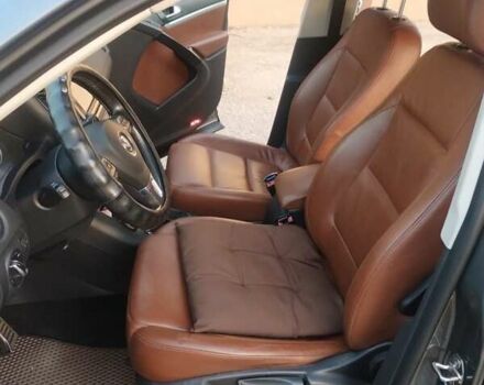 Серый Фольксваген Тигуан, объемом двигателя 2 л и пробегом 115 тыс. км за 17300 $, фото 8 на Automoto.ua