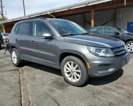 Серый Фольксваген Тигуан, объемом двигателя 2 л и пробегом 82 тыс. км за 900 $, фото 3 на Automoto.ua