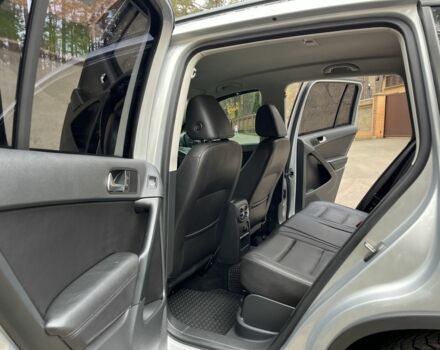 Серый Фольксваген Тигуан, объемом двигателя 2 л и пробегом 194 тыс. км за 12400 $, фото 21 на Automoto.ua