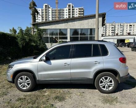 Сірий Фольксваген Тігуан, об'ємом двигуна 1.98 л та пробігом 135 тис. км за 12500 $, фото 2 на Automoto.ua