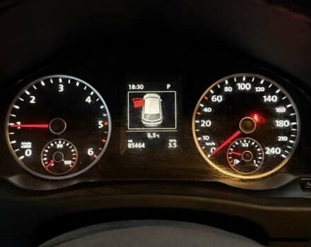 Серый Фольксваген Тигуан, объемом двигателя 1.97 л и пробегом 85 тыс. км за 20000 $, фото 4 на Automoto.ua