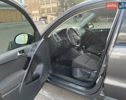 Серый Фольксваген Тигуан, объемом двигателя 1.98 л и пробегом 193 тыс. км за 11999 $, фото 8 на Automoto.ua