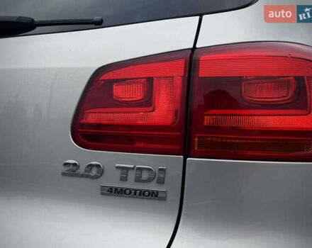 Серый Фольксваген Тигуан, объемом двигателя 2 л и пробегом 165 тыс. км за 15500 $, фото 17 на Automoto.ua