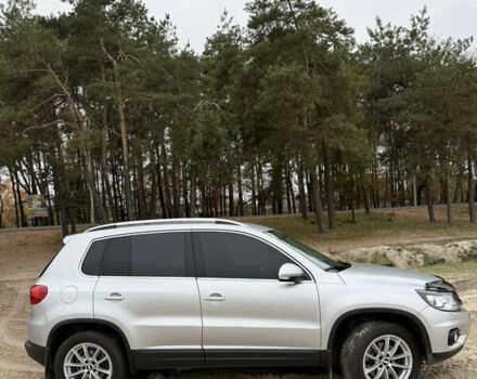 Сірий Фольксваген Тігуан, об'ємом двигуна 1.97 л та пробігом 192 тис. км за 17250 $, фото 3 на Automoto.ua