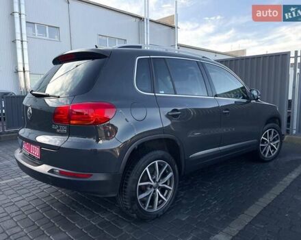 Серый Фольксваген Тигуан, объемом двигателя 1.97 л и пробегом 162 тыс. км за 17499 $, фото 5 на Automoto.ua