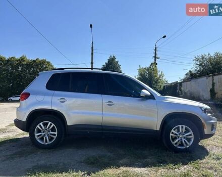 Сірий Фольксваген Тігуан, об'ємом двигуна 1.98 л та пробігом 135 тис. км за 12500 $, фото 1 на Automoto.ua