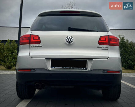 Серый Фольксваген Тигуан, объемом двигателя 2 л и пробегом 165 тыс. км за 15500 $, фото 14 на Automoto.ua