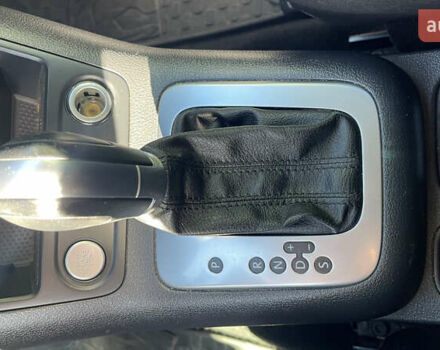 Сірий Фольксваген Тігуан, об'ємом двигуна 1.98 л та пробігом 148 тис. км за 13000 $, фото 8 на Automoto.ua