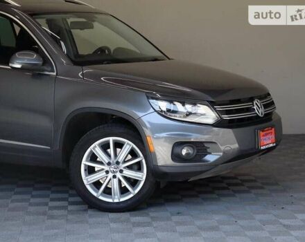 Серый Фольксваген Тигуан, объемом двигателя 2 л и пробегом 129 тыс. км за 3000 $, фото 4 на Automoto.ua