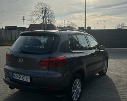 Сірий Фольксваген Тігуан, об'ємом двигуна 1.98 л та пробігом 120 тис. км за 12800 $, фото 5 на Automoto.ua