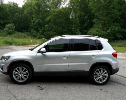 Серый Фольксваген Тигуан, объемом двигателя 2 л и пробегом 77 тыс. км за 4500 $, фото 3 на Automoto.ua