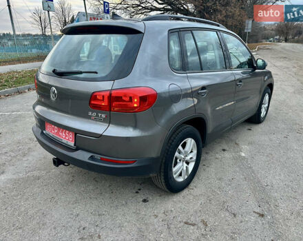 Сірий Фольксваген Тігуан, об'ємом двигуна 2 л та пробігом 150 тис. км за 12300 $, фото 8 на Automoto.ua