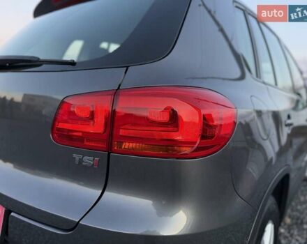 Серый Фольксваген Тигуан, объемом двигателя 2 л и пробегом 135 тыс. км за 11950 $, фото 45 на Automoto.ua