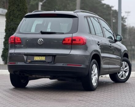 Серый Фольксваген Тигуан, объемом двигателя 2 л и пробегом 169 тыс. км за 12300 $, фото 10 на Automoto.ua