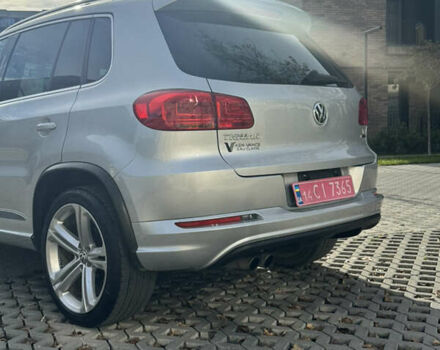 Сірий Фольксваген Тігуан, об'ємом двигуна 2 л та пробігом 175 тис. км за 12750 $, фото 6 на Automoto.ua