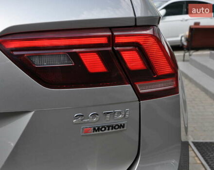 Сірий Фольксваген Тігуан, об'ємом двигуна 1.98 л та пробігом 174 тис. км за 20300 $, фото 5 на Automoto.ua