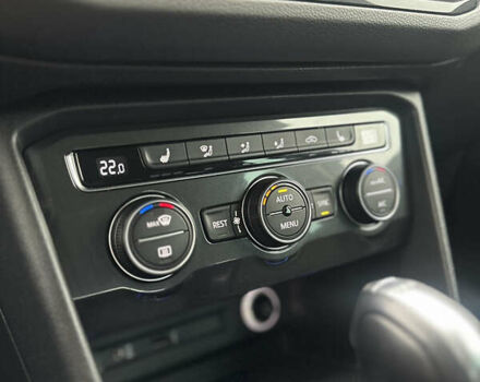 Серый Фольксваген Тигуан, объемом двигателя 1.98 л и пробегом 115 тыс. км за 23300 $, фото 44 на Automoto.ua