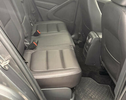 Сірий Фольксваген Тігуан, об'ємом двигуна 1.98 л та пробігом 196 тис. км за 12900 $, фото 15 на Automoto.ua