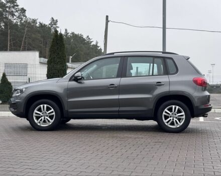 Серый Фольксваген Тигуан, объемом двигателя 2 л и пробегом 169 тыс. км за 12300 $, фото 7 на Automoto.ua