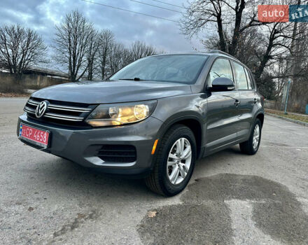Сірий Фольксваген Тігуан, об'ємом двигуна 2 л та пробігом 150 тис. км за 12300 $, фото 2 на Automoto.ua