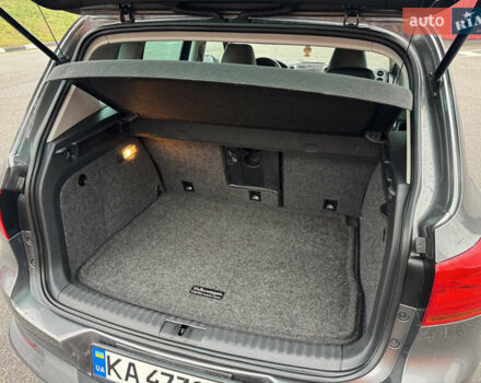 Серый Фольксваген Тигуан, объемом двигателя 2 л и пробегом 106 тыс. км за 15300 $, фото 16 на Automoto.ua