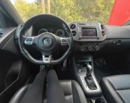 Серый Фольксваген Тигуан, объемом двигателя 2 л и пробегом 110 тыс. км за 7000 $, фото 12 на Automoto.ua