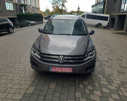 Сірий Фольксваген Тігуан, об'ємом двигуна 2 л та пробігом 193 тис. км за 12999 $, фото 5 на Automoto.ua