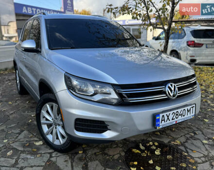 Серый Фольксваген Тигуан, объемом двигателя 1.98 л и пробегом 115 тыс. км за 12999 $, фото 1 на Automoto.ua