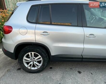 Сірий Фольксваген Тігуан, об'ємом двигуна 1.98 л та пробігом 145 тис. км за 12950 $, фото 8 на Automoto.ua