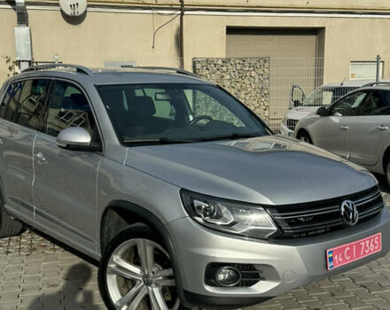 Сірий Фольксваген Тігуан, об'ємом двигуна 2 л та пробігом 175 тис. км за 12750 $, фото 1 на Automoto.ua