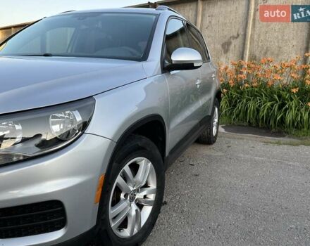 Сірий Фольксваген Тігуан, об'ємом двигуна 1.98 л та пробігом 145 тис. км за 12950 $, фото 4 на Automoto.ua
