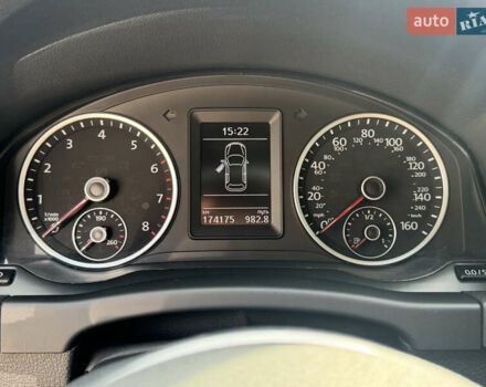 Сірий Фольксваген Тігуан, об'ємом двигуна 2 л та пробігом 175 тис. км за 12750 $, фото 46 на Automoto.ua