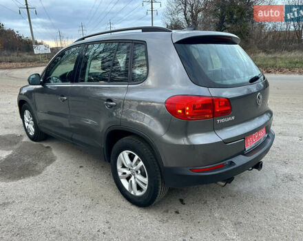 Сірий Фольксваген Тігуан, об'ємом двигуна 2 л та пробігом 150 тис. км за 12300 $, фото 9 на Automoto.ua