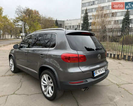Серый Фольксваген Тигуан, объемом двигателя 2 л и пробегом 163 тыс. км за 15700 $, фото 56 на Automoto.ua