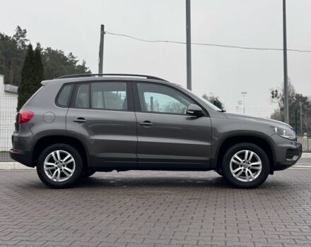 Серый Фольксваген Тигуан, объемом двигателя 2 л и пробегом 169 тыс. км за 12300 $, фото 6 на Automoto.ua