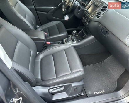 Серый Фольксваген Тигуан, объемом двигателя 1.98 л и пробегом 105 тыс. км за 15400 $, фото 16 на Automoto.ua